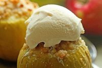 Golden Apple Crumble