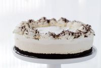 Velvet Irish Cream No-Bake Cheesecake
