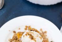 Golden Peach Crumble