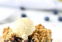 Blueberry Crumble with Nutty Brown Butter Oat Streusel