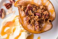 Sweet Baked Pears with Crispy Oats