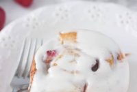 Strawberry Swirl Cinnamon Buns