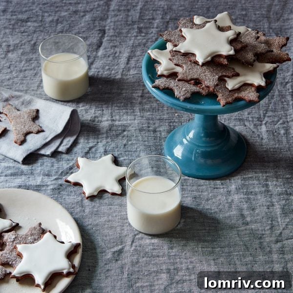 Classic Glass Cake Stands for Bakers