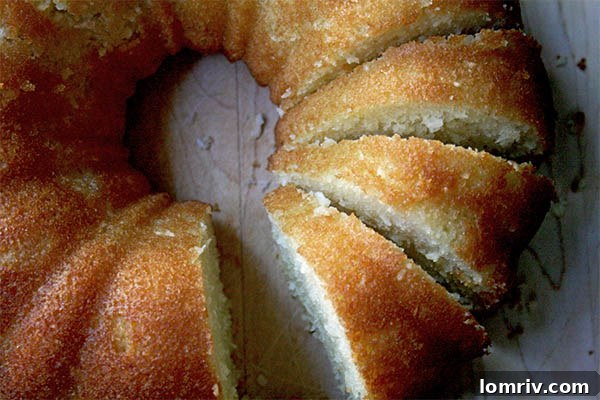 Coconut Bundt Cake – A moist and decadent bundt cake with a rich coconut flavor, ideal for gatherings.