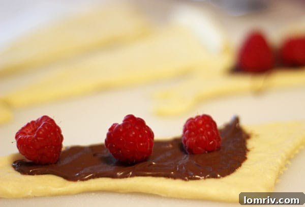 raspberry nutella crescent
