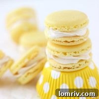 lemon macarons