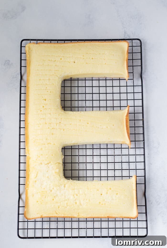 Decorating Your Letter Cake: Tips for Stunning Visuals and Flavors