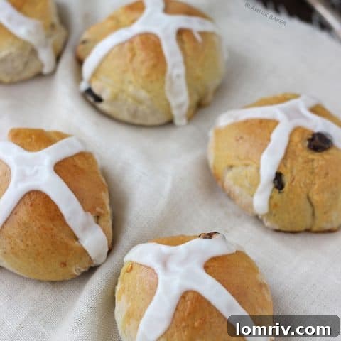 Hot Cross Buns