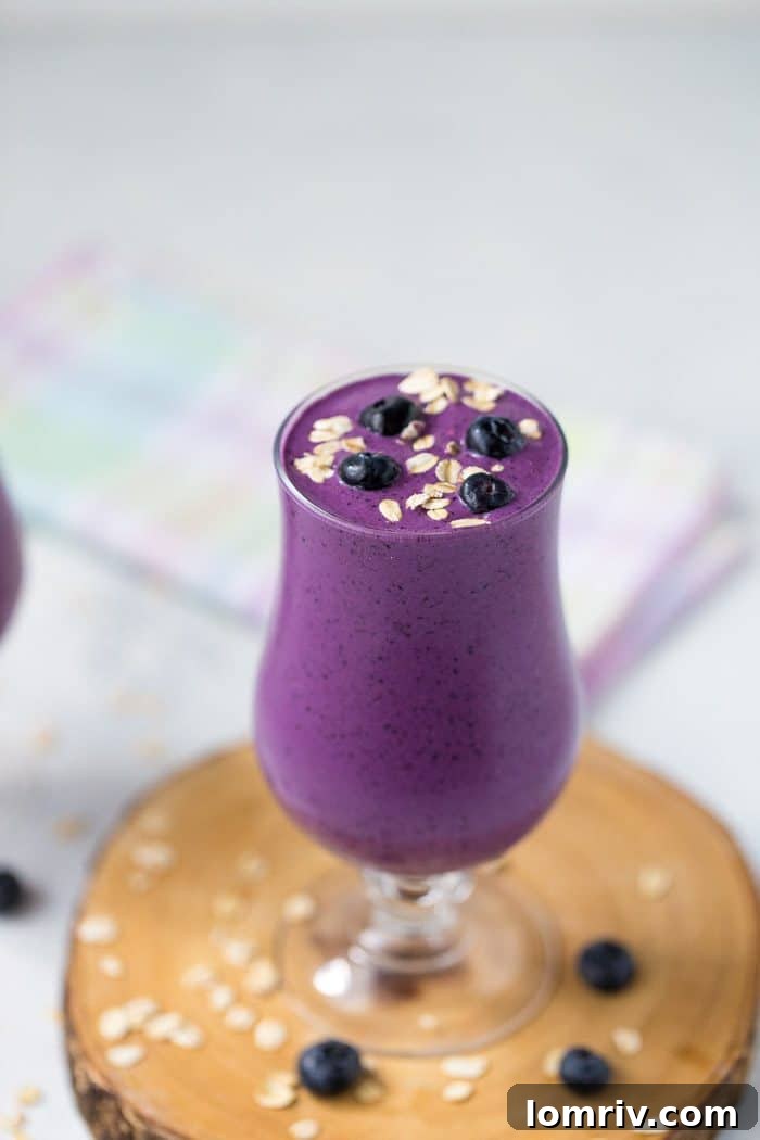 Delicious Blueberry Oatmeal Smoothie for a Healthy Breakfast