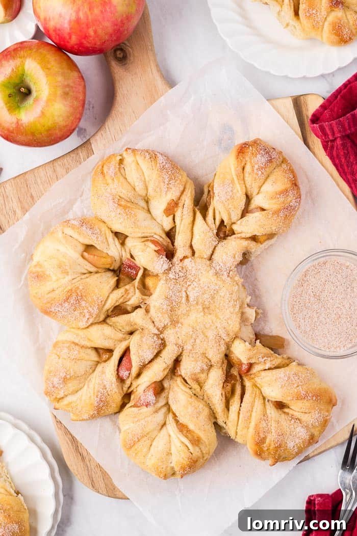 Warm Apple Cinnamon Star Bread ready to be served