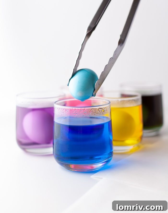 How to Dye Easter Eggs