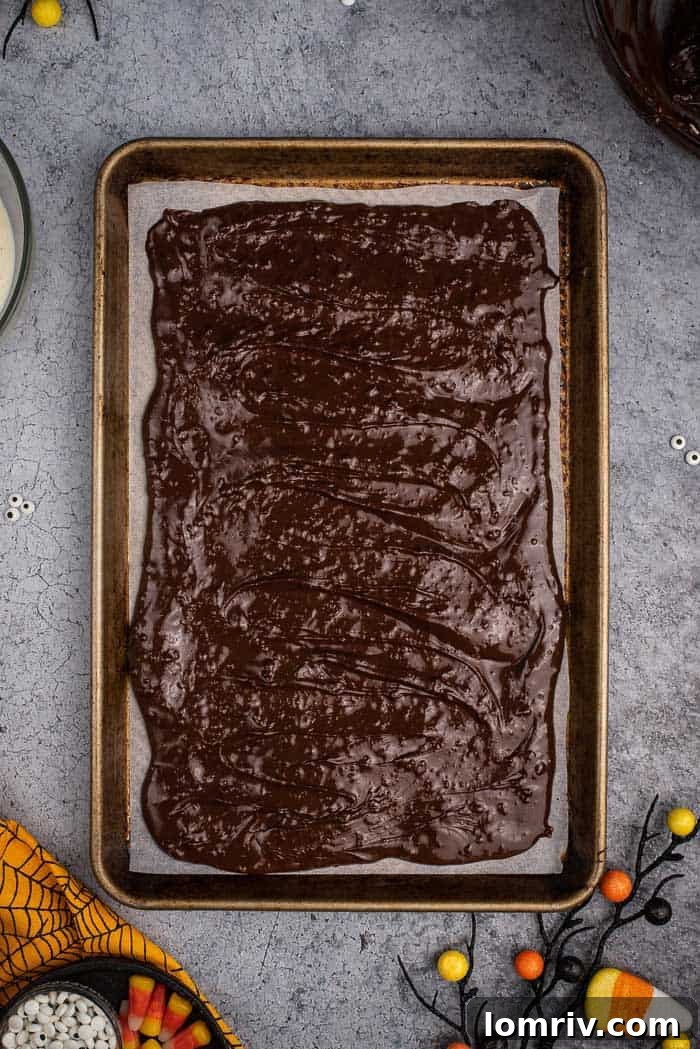 Halloween Chocolate Bark