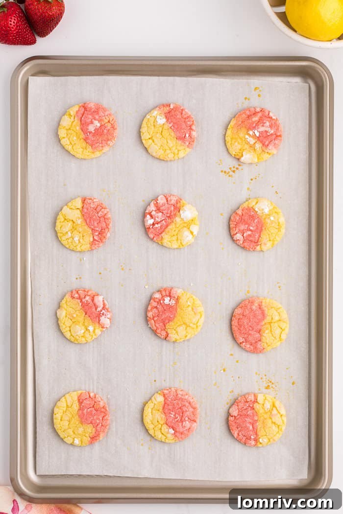 Strawberry Lemonade Cookies