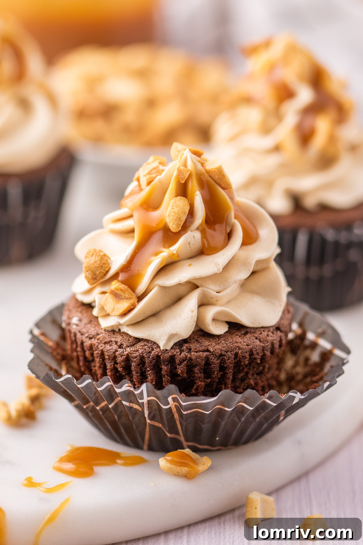 Snickers Cupcakes