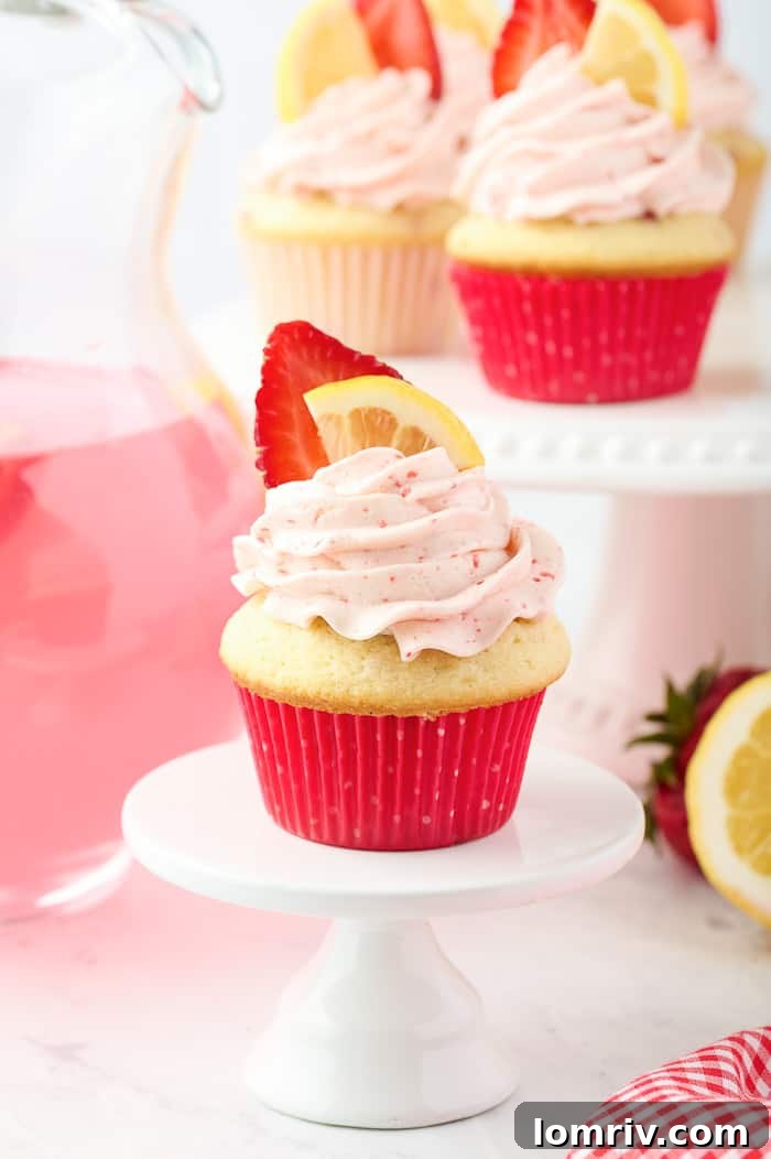 strawberry lemonade cupcakes