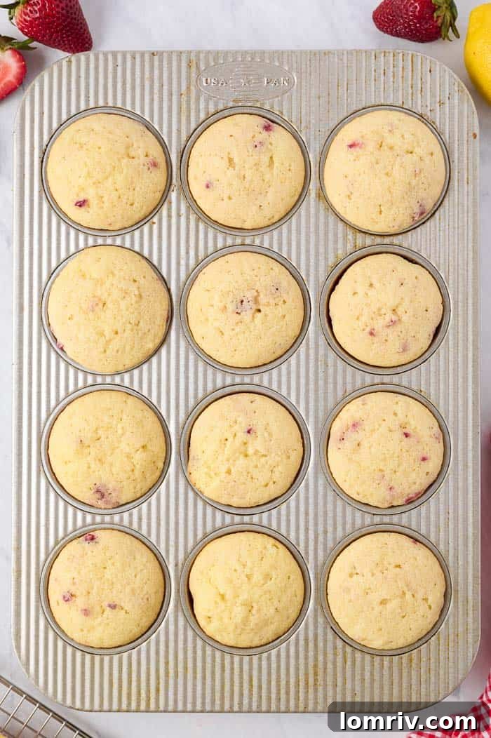 strawberry lemonade cupcakes