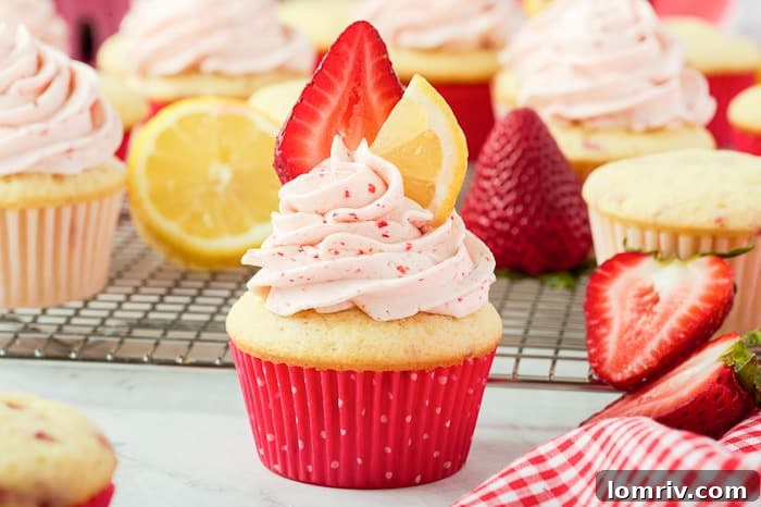strawberry lemonade cupcakes