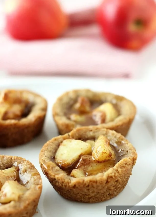 Caramel Apple Pie Cookie Cups - it's a cookie and an apple pie!