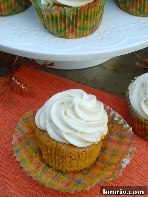 Pumpkin Spice Cupcakes with Caramel Cream Cheese Frosting